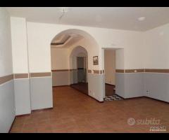 Locale commerciale ad Acireale centro