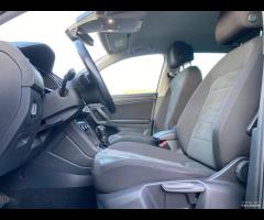 VOLKSWAGEN - Tiguan - 2.0 TDI DSG Executive BMT - - 12
