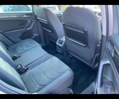 VOLKSWAGEN - Tiguan - 2.0 TDI DSG Executive BMT - - 19