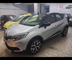Renault Captur dCi 8V 90 CV EDC Sport Edition unic