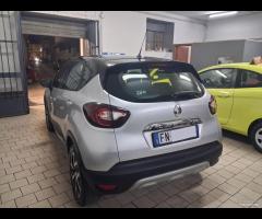 Renault Captur dCi 8V 90 CV EDC Sport Edition unic