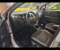 Renault Captur dCi 8V 90 CV EDC Sport Edition unic - 13