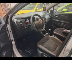 Renault Captur dCi 8V 90 CV EDC Sport Edition unic - 21