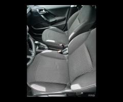 Peugeot 208 PureTech 68 5 porte Active - 11