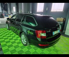 Skoda Octavia 1.6 TDI CR 110 CV Wagon Executive - 7