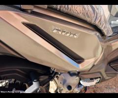 SYM ADX 300 ABS TCS E5+ Titanio - 2026 - Motor's