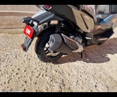 SYM ADX 300 ABS TCS E5+ Titanio - 2026 - Motor's - 7