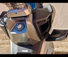 SYM ADX 300 ABS TCS E5+ Titanio - 2026 - Motor's - 14