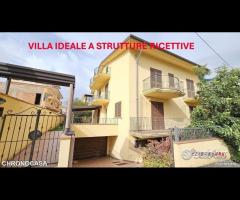 Villa singola su 3 piani. IDEALE A STRUTTURE