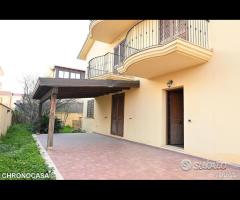 Villa singola su 3 piani. IDEALE A STRUTTURE