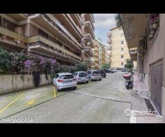 Via P. Castelli, quadrivani e posto auto