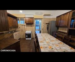 Sperone, appartamento con giardino