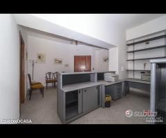 Via Pietro Castelli, ampio quadrivani - 6