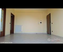 Mistretta,4vani, doppi servizi, posto auto,ottime - 6