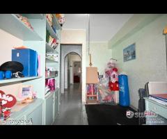 Quadrilocale con doppi servizi, San Giovannello