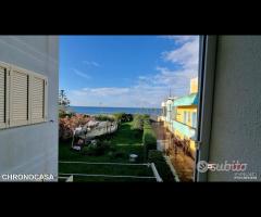 Venetico Marina fronte mare 3 vani con cantina - 21