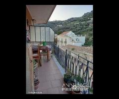 Svincolo gazzi,4 vani e servizi con posto auto - 16