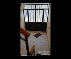 Via Palermo, trivani e doppi servizi con terrazzo - 26