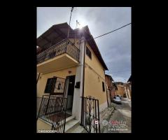 Casa Indipendente su due livelli pressi Viale