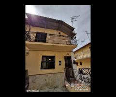 Casa Indipendente su due livelli pressi Viale