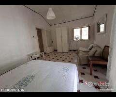 Casa Indipendente su due livelli pressi Viale - 6