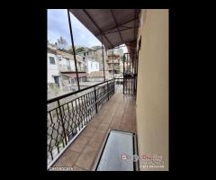 Casa Indipendente su due livelli pressi Viale - 14