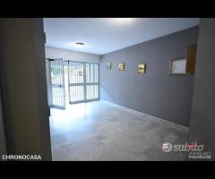 Zafferia, luminoso trivani con posto auto e cantin - 10