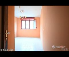 Zafferia, luminoso trivani con posto auto e cantin - 22