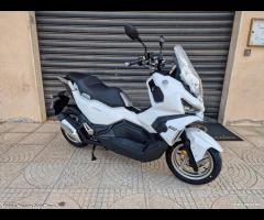 SYM ADX 125 ABS TCS E5+ Bianco - PROMO