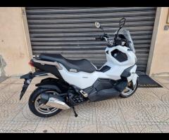SYM ADX 125 ABS TCS E5+ Bianco - PROMO