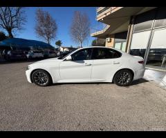 Alfa Romeo Giulia 2.2 Turbodiesel 150 CV