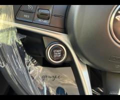 Alfa Romeo Giulia 2.2 Turbodiesel 150 CV - 18