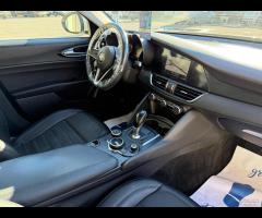 Alfa Romeo Giulia 2.2 Turbodiesel 150 CV - 24
