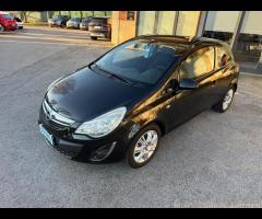 Opel Corsa 1.2 Benzina- Neopatentati