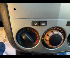 Opel Corsa 1.2 Benzina- Neopatentati - 18
