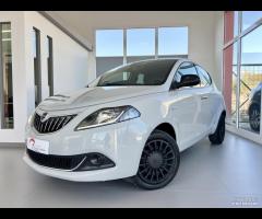 LANCIA YPSILON 1.0 FIREFLY HYBRID SILVER - 2021