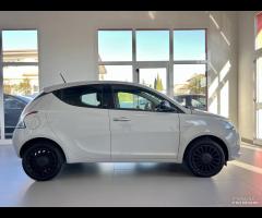 LANCIA YPSILON 1.0 FIREFLY HYBRID SILVER - 2021 - 7