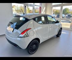 LANCIA YPSILON 1.0 FIREFLY HYBRID SILVER - 2021 - 8