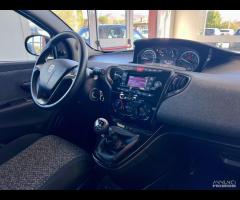 LANCIA YPSILON 1.0 FIREFLY HYBRID SILVER - 2021 - 17