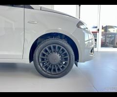 LANCIA YPSILON 1.0 FIREFLY HYBRID SILVER - 2021 - 18