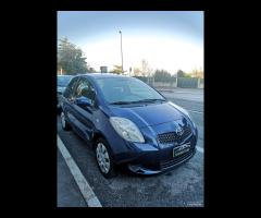 Toyota Yaris 1.0 benz 69cv - Garanzia 12 Mesi
