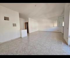 GROTTAGLIE - Appartamento con garage