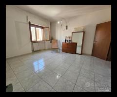 Appartamento 4 vani e acc. con Box e posto auto - 9