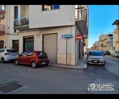 Locale commerciale 5 vetrine