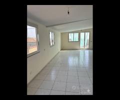 Mansarda con terrazza ad Aci Catena