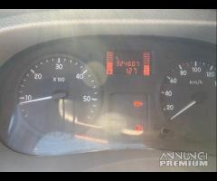 Renault master 2.3 dci doppia cab + gru e cass - 6