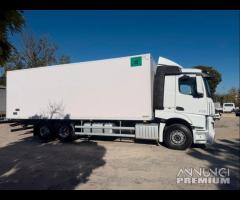 Actros 2545 e6 cassa frigo 8.65 t carne frc 06-26