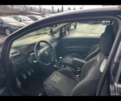 Fiat Grande Punto 1.9 MJT 130 CV 3 porte Sport - 11