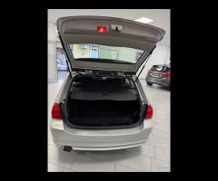 Bmw 320 320d cat Touring Futura - 28