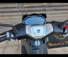 Cyclone RT1 125 ABS TCS E5+ Nero - 2026 - - 15